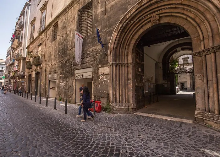 Vico Street 2